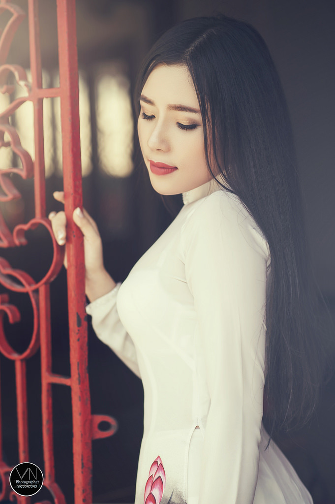 《年轻的嫂子》